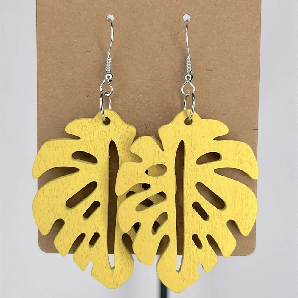 Vibrant Hollow Leaf Wooden Design Dangle Earrings Bohemian Chic Fashion Jewelry - Picture 4 of 4